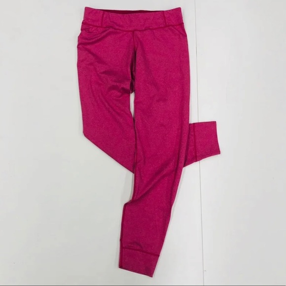 Patagonia Pants - Patagonia Women’s pink Capri Leggings (M)
